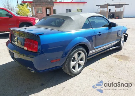 2009 Ford Mustang V6/V6 Premium from USA, damaged, VIN 1ZVHT84NX95133912